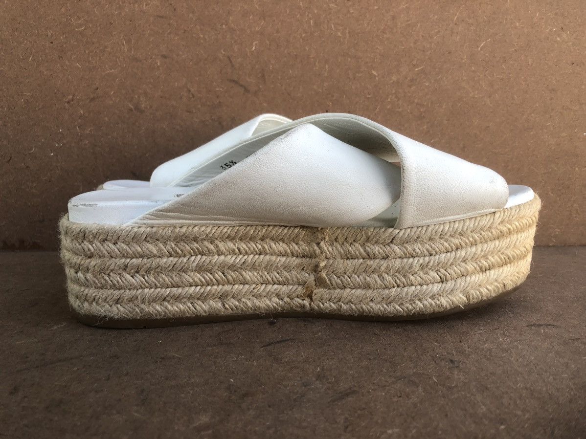 Miu Miu MIU MIU White Leather Sandels Espadrilles Size 35.5 Size US 5.5 / IT 35.5 - 5 Thumbnail