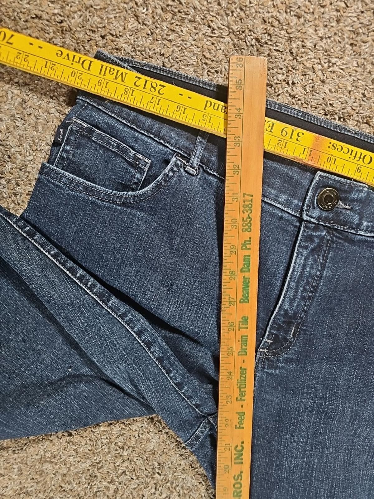 Lee Lee Womens Regular Fit Mid Rise 18W Medium Jeans Size 32" / US 10 / IT 46 - 4 Thumbnail