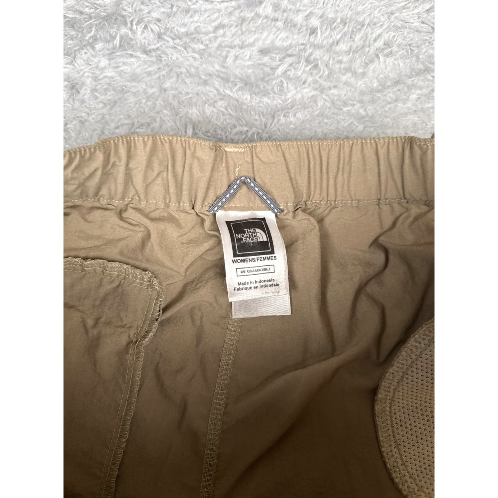 The North Face VINTAGE The North Face Pants Womens Medium Beige Hiking Nylon Elastic Waist Trail Size 32" / US 10 / IT 46 - 6 Thumbnail