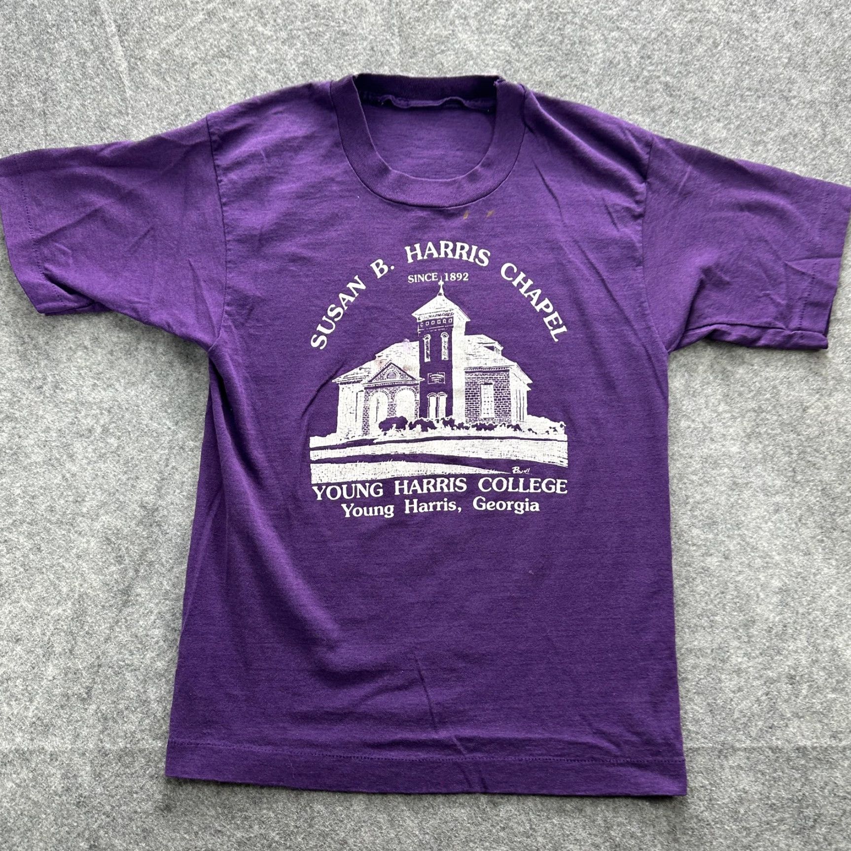 Vintage VINTAGE Susan B Harris Chapel College Shirt Mens Medium Purple Graphic Print Crew Neck 1892 Young Harris College Size US M / EU 48-50 / 2 - 2 Thumbnail
