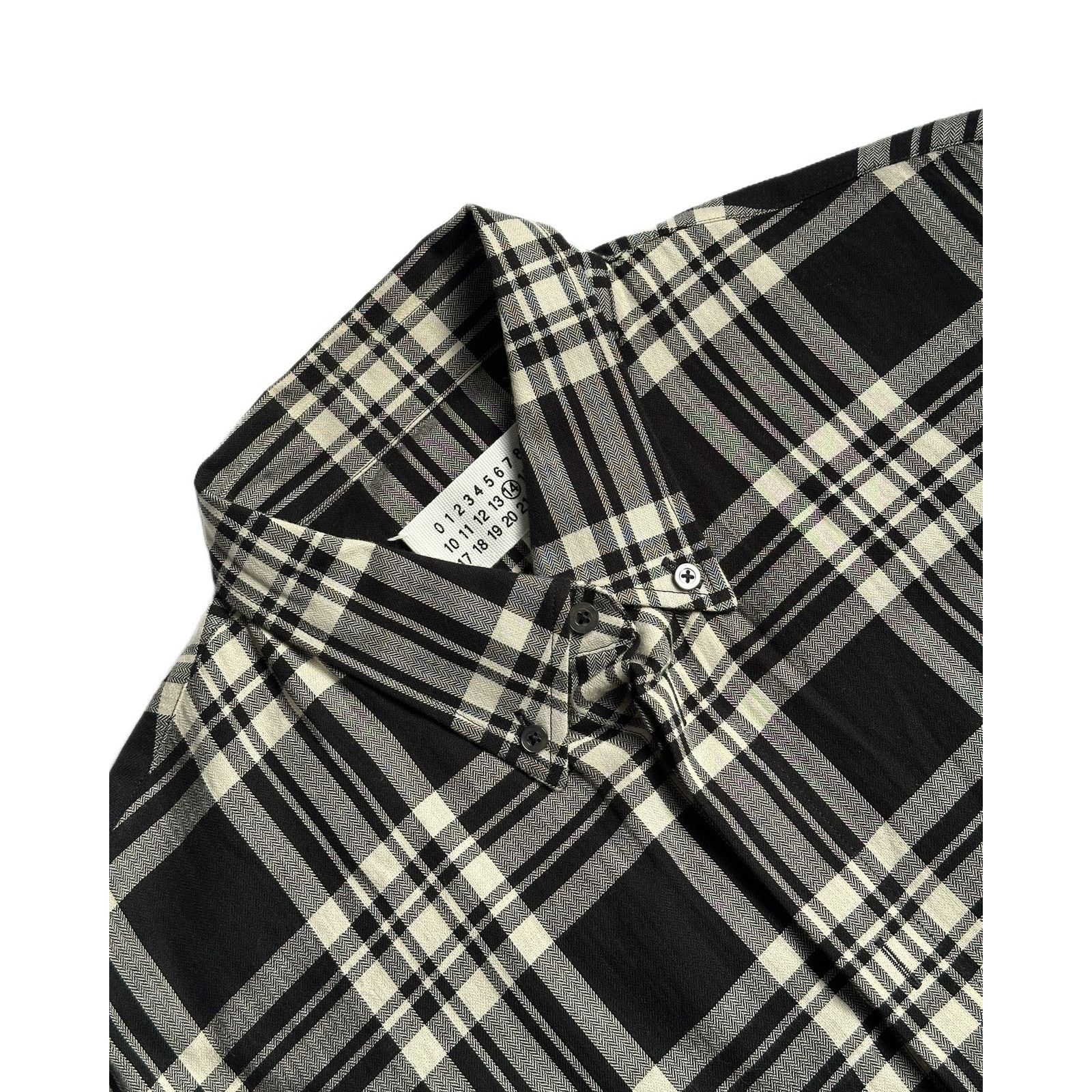 Maison Margiela Maison Margiela Check Button Up Shirt Size US L / EU 52-54 / 3 - 2 Thumbnail