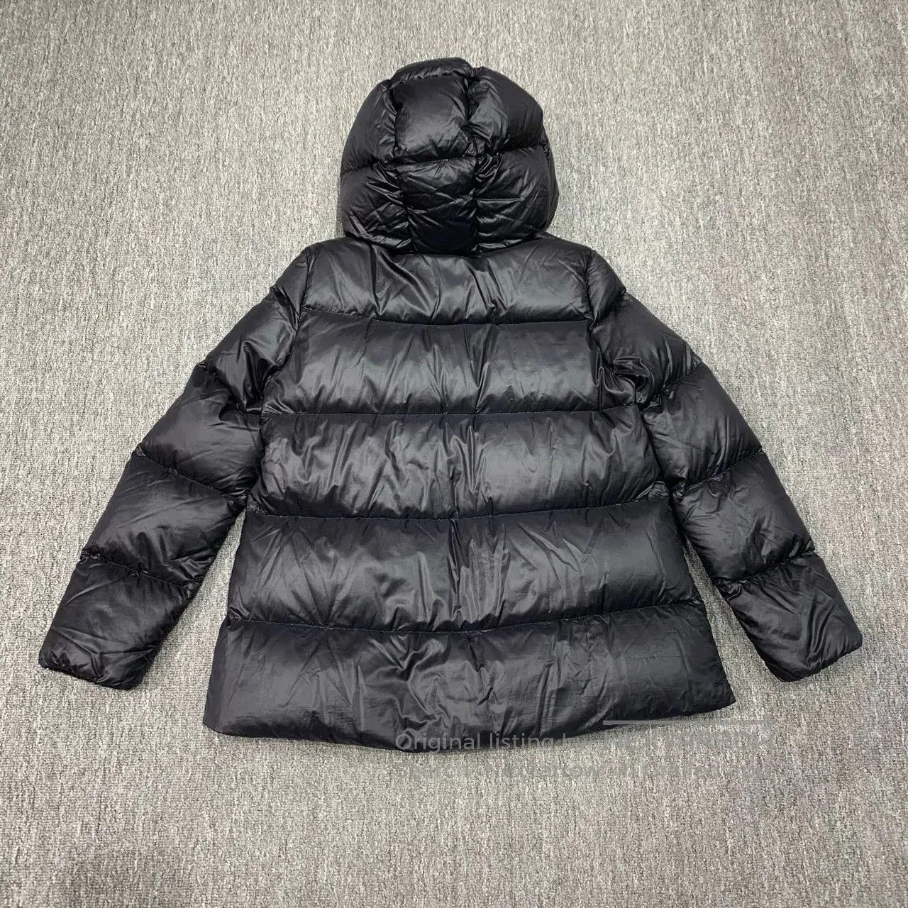 Moncler moncler seritte black short down jacket. Size US M / EU 48-50 / 2 - 2 Thumbnail