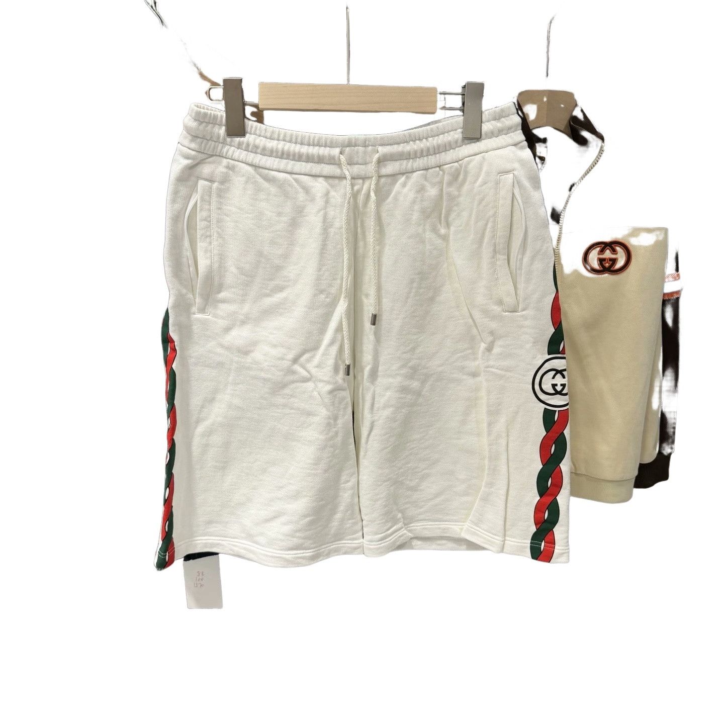 Gucci Gucci Side Stripe Logo Shorts Size M Size US 32 / EU 48 - 1 Thumbnail