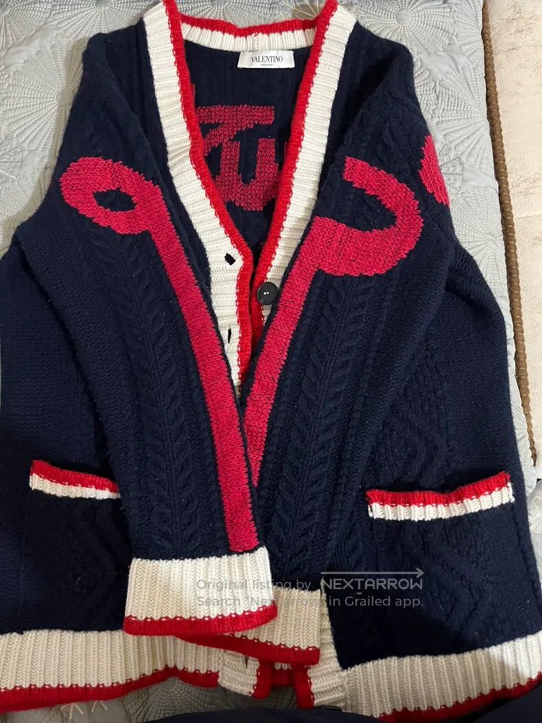 Valentino Valentino Wool and cashmere blend knitted cardigan Size M / US 6-8 / IT 42-44 - 1 Thumbnail