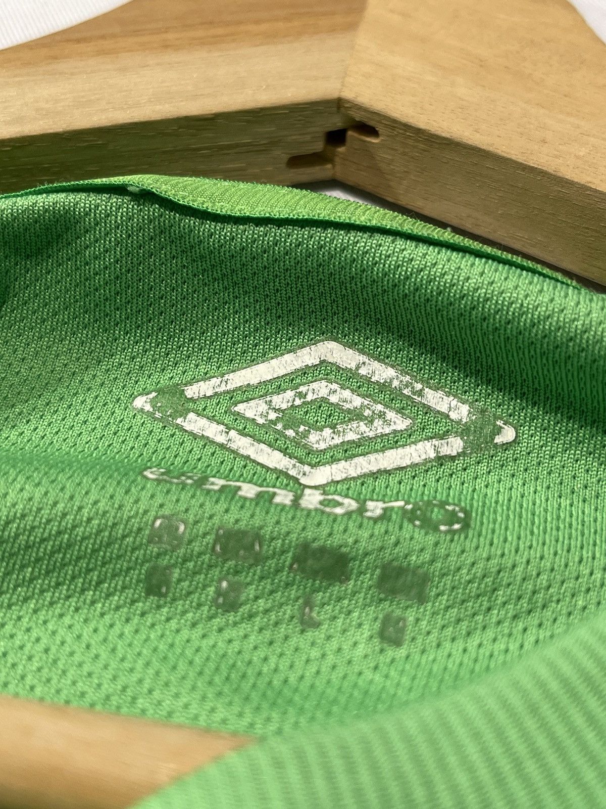Umbro × Vintage Ireland Umbro Training kit 2016 Soccer Jersey Rare Size US M / EU 48-50 / 2 - 8 Thumbnail