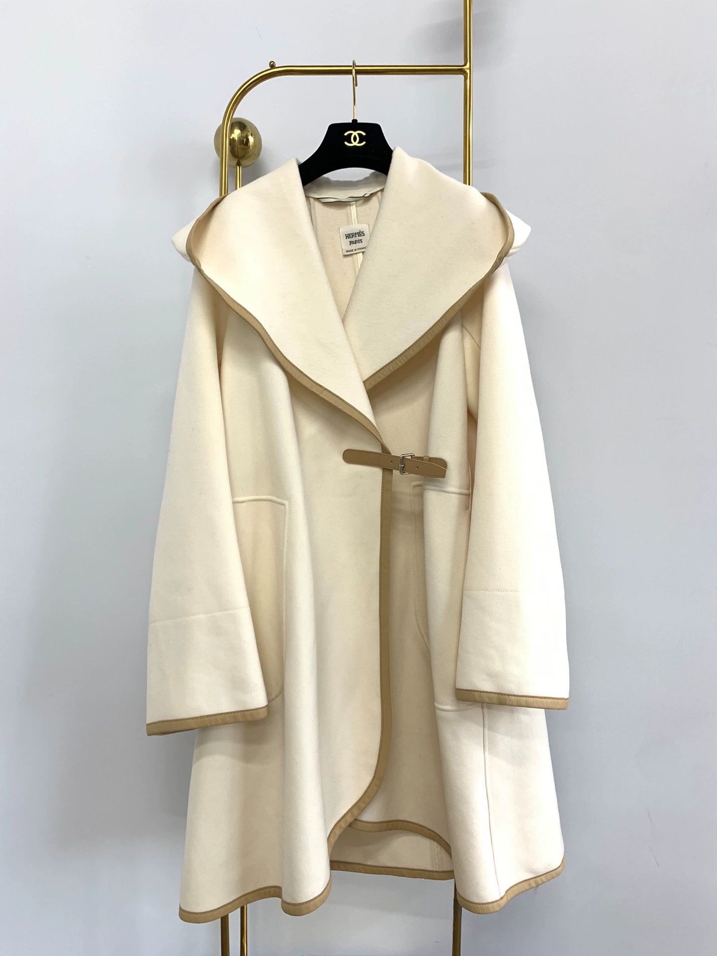 Hermes Hermes White Patchwork Leather Coat - dmc Size US M / EU 48-50 / 2 - 1 Thumbnail