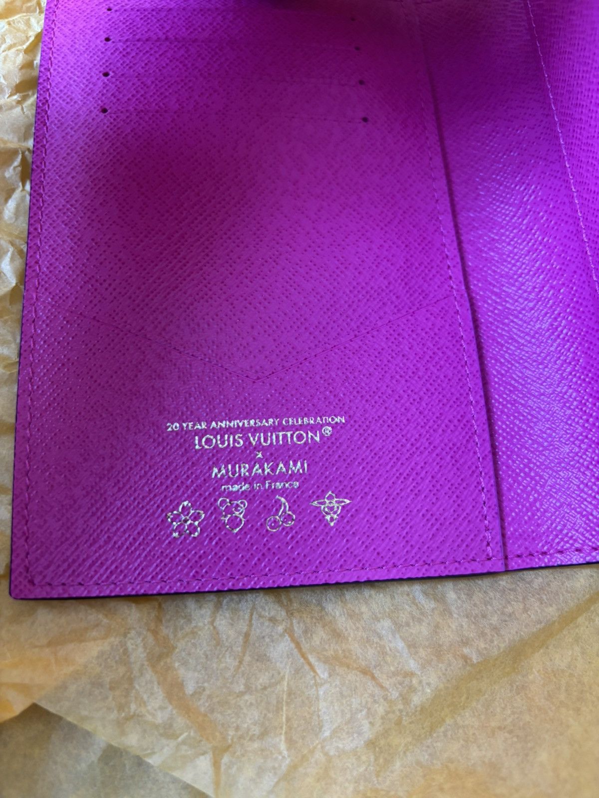 Louis Vuitton × Takashi Murakami Louis Vuitton Takashi Murakami Monogram panda passport cover Size ONE SIZE - 5 Thumbnail