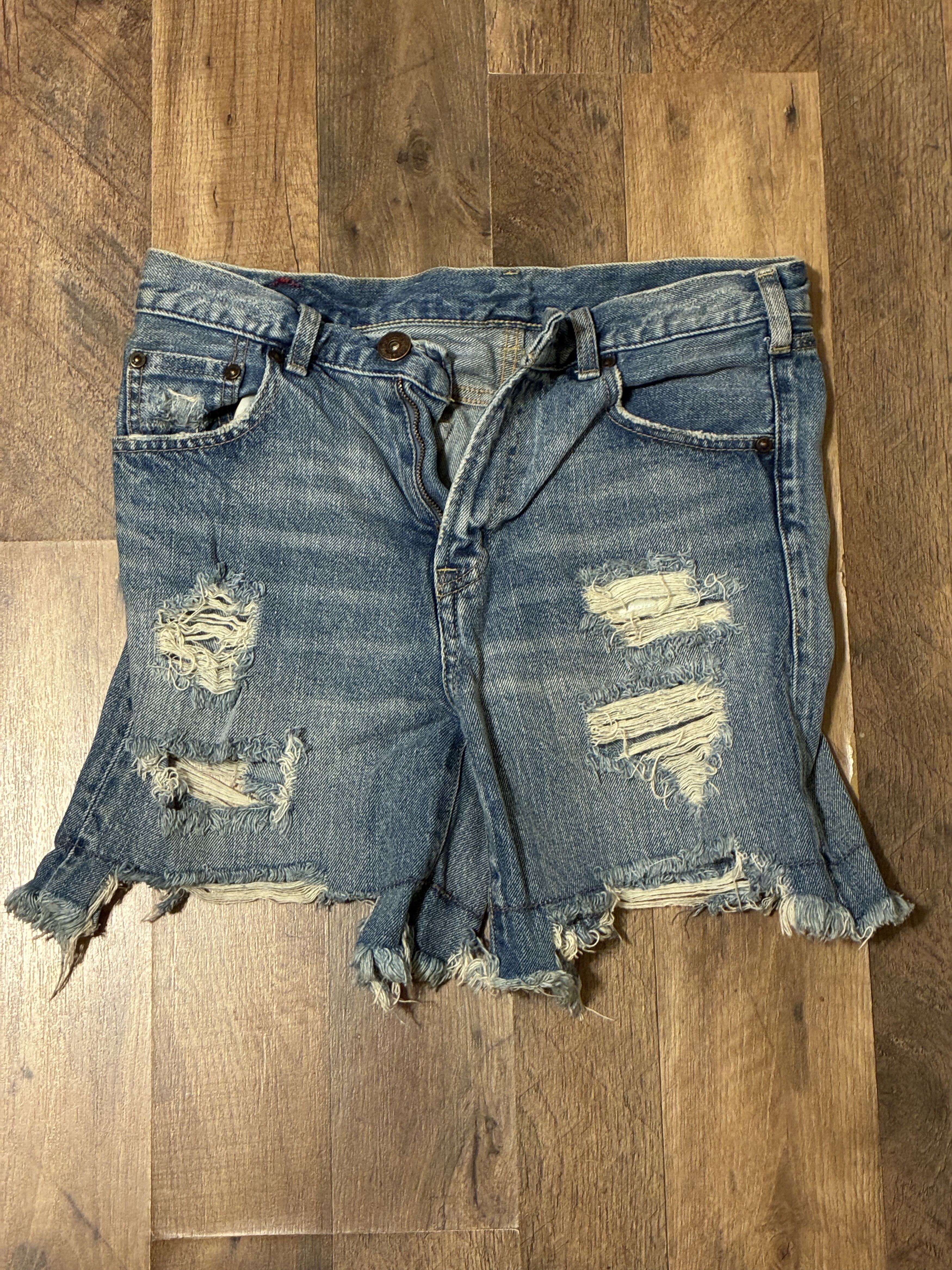 MOUSSY Moussy Vintage Denim Shorts 2 Distressed Frayed Jean Y2K Size 26" / US 2 / IT 38 - 1 Thumbnail