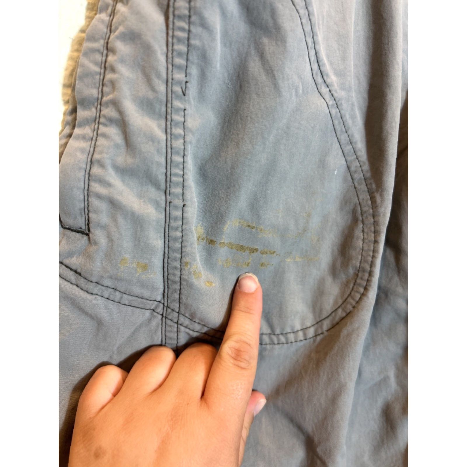 Mountain Hardwear VINTAGE Mountain Hardwear Cargo Shorts Men M Gray 32x13 Zipper Stains Flaw Size US 31 - 3 Thumbnail