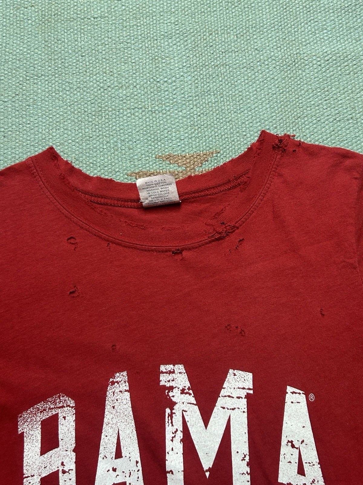 Vintage Vtg 90s t shirt BAMA Alabama distressed women’s baby tee XS Size XS / US 0-2 / IT 36-38 - 6 Thumbnail