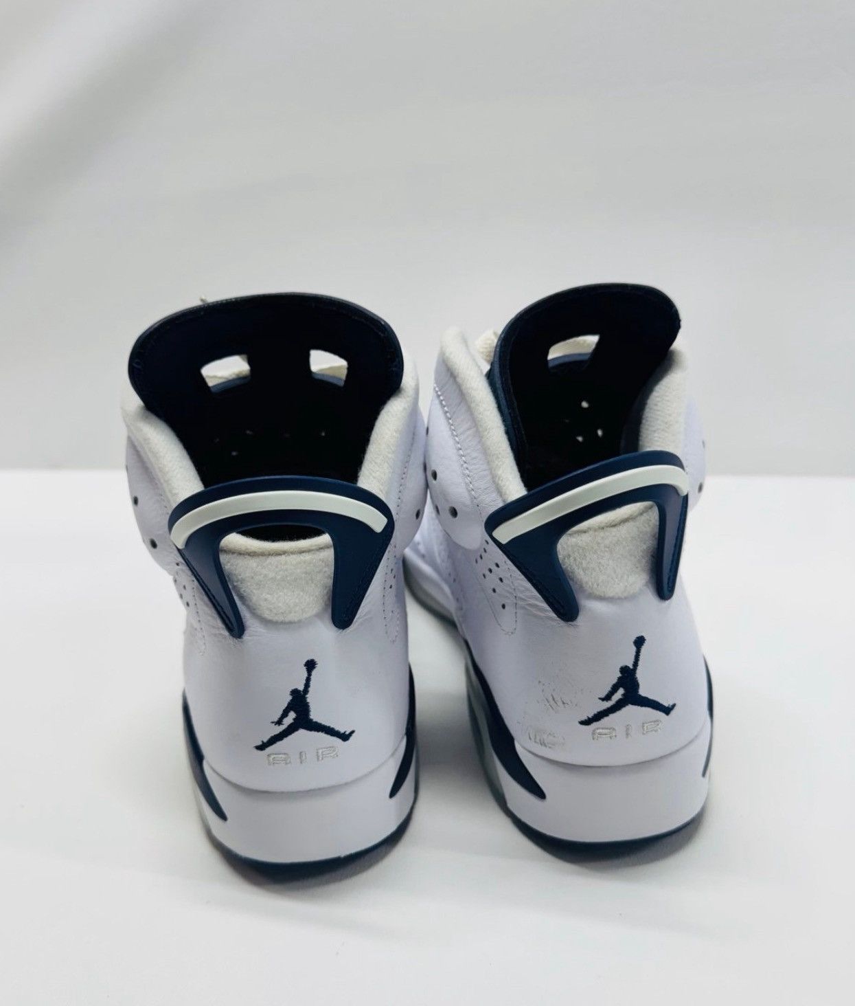 Jordan Brand Air Jordan 6 Retro Midnight Navy White Size US 8 / EU 41 - 5 Thumbnail