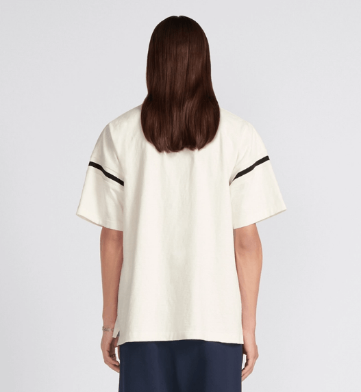 Dior o1w1db10525 413J64 Oversized T-Shirt in White Size US M / EU 48-50 / 2 - 6 Thumbnail
