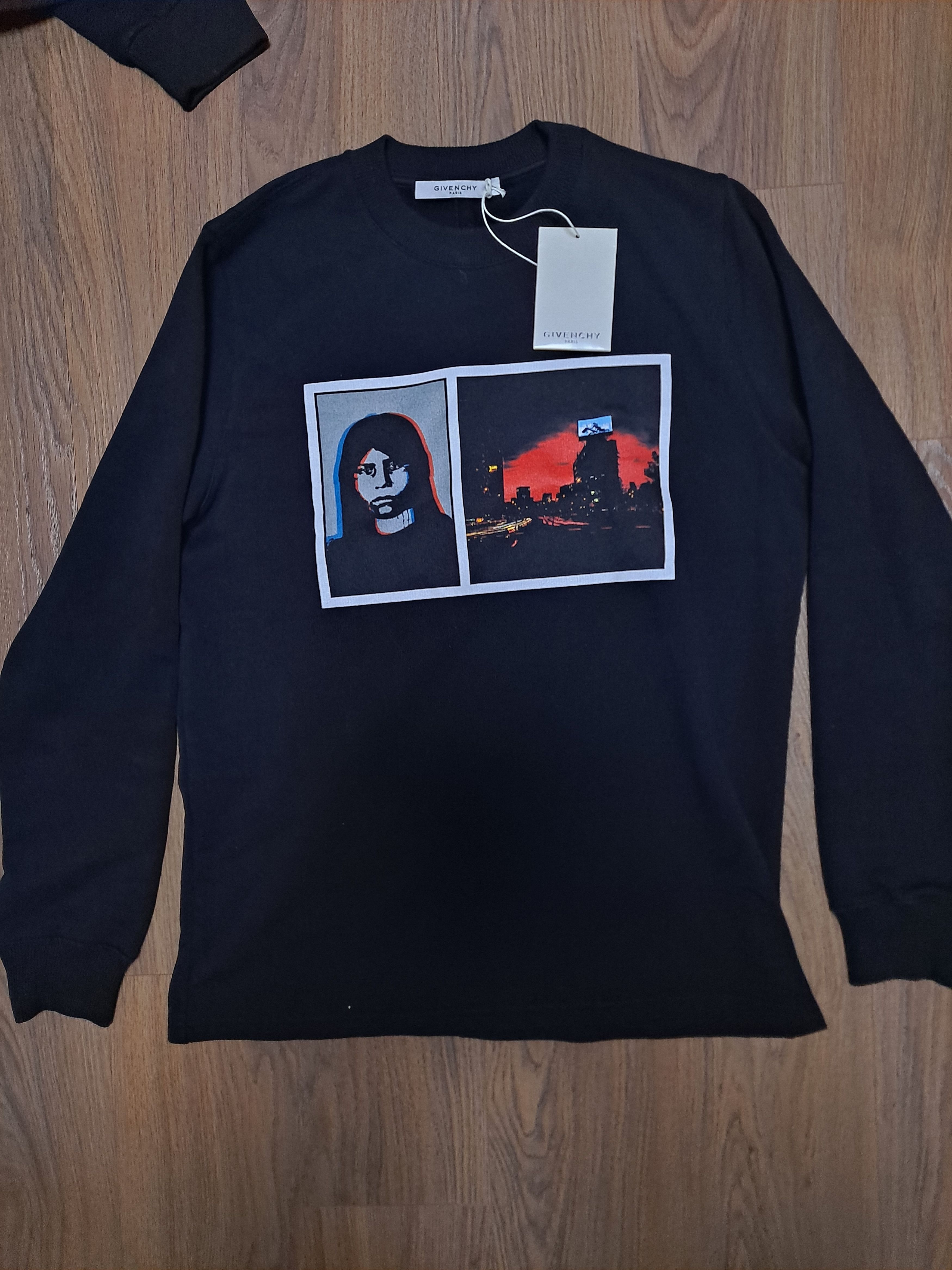 Givenchy NWT Givenchy abstract printing sweatshirt, Brand new Size US XS / EU 42 / 0 - 1 Thumbnail