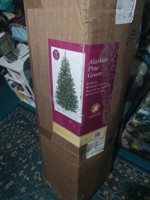 Designer 10ft Christmas tree green never used new Size ONE SIZE - 1 Thumbnail