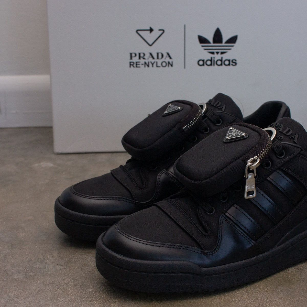 Adidas × Prada ADIDAS X PRADA RE-Nylon Forum Low Black Sneakers GY7043 Size US 7 / IT 37 - 4 Thumbnail