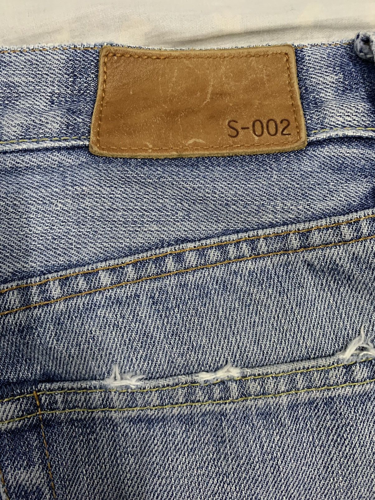 Undercover × Uniqlo Vintage Uniqlo S002 Blue Wash Distressed Grunge Jeans Size US 29 - 14 Thumbnail