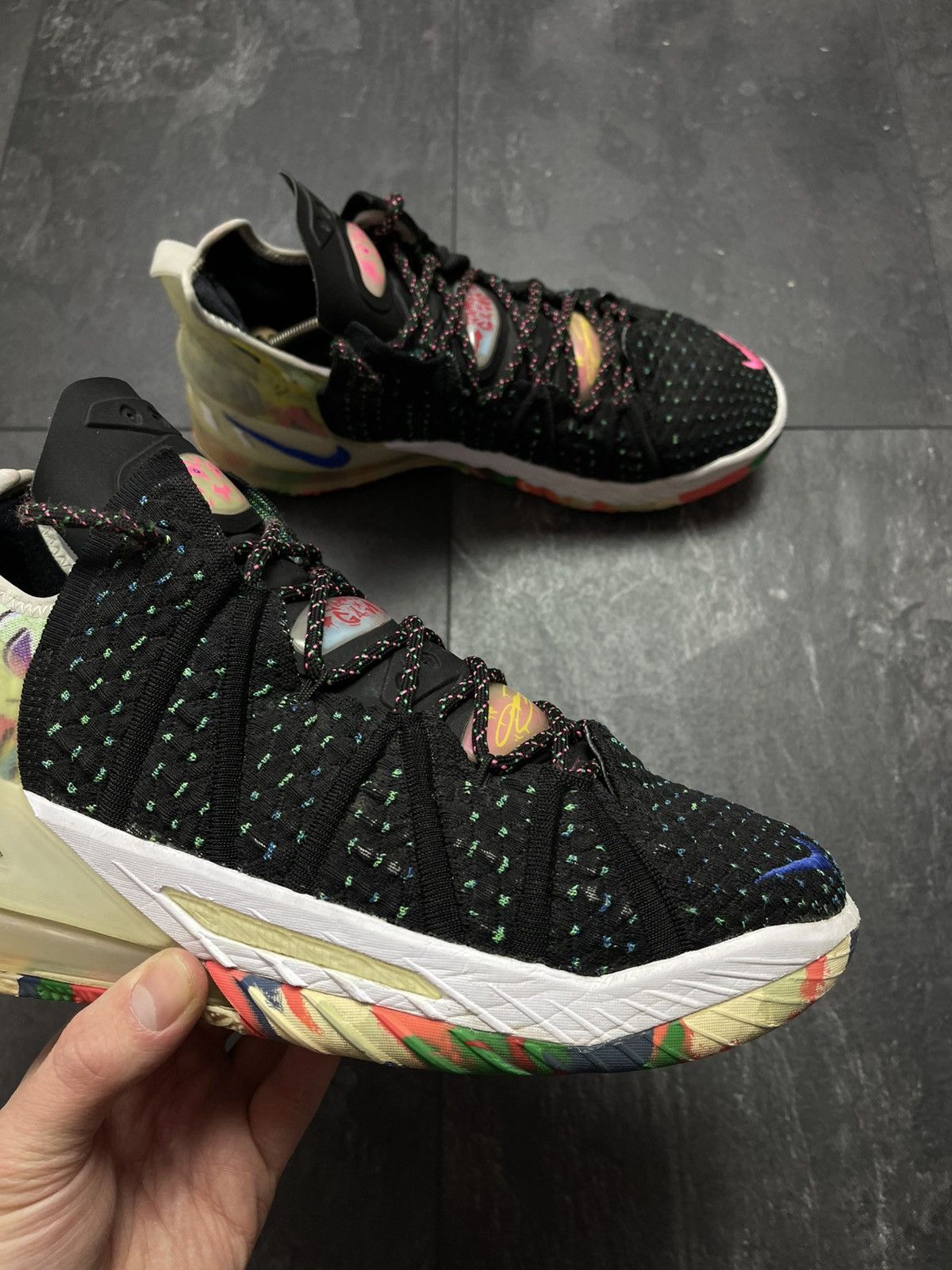 Nike LeBron 18 EP James Gang
