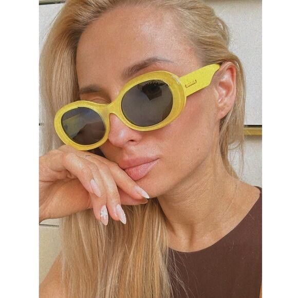 Gucci NEW Gucci GG1587S 004 Women Oval Sunglasses GG 1587S Size ONE SIZE - 3 Thumbnail