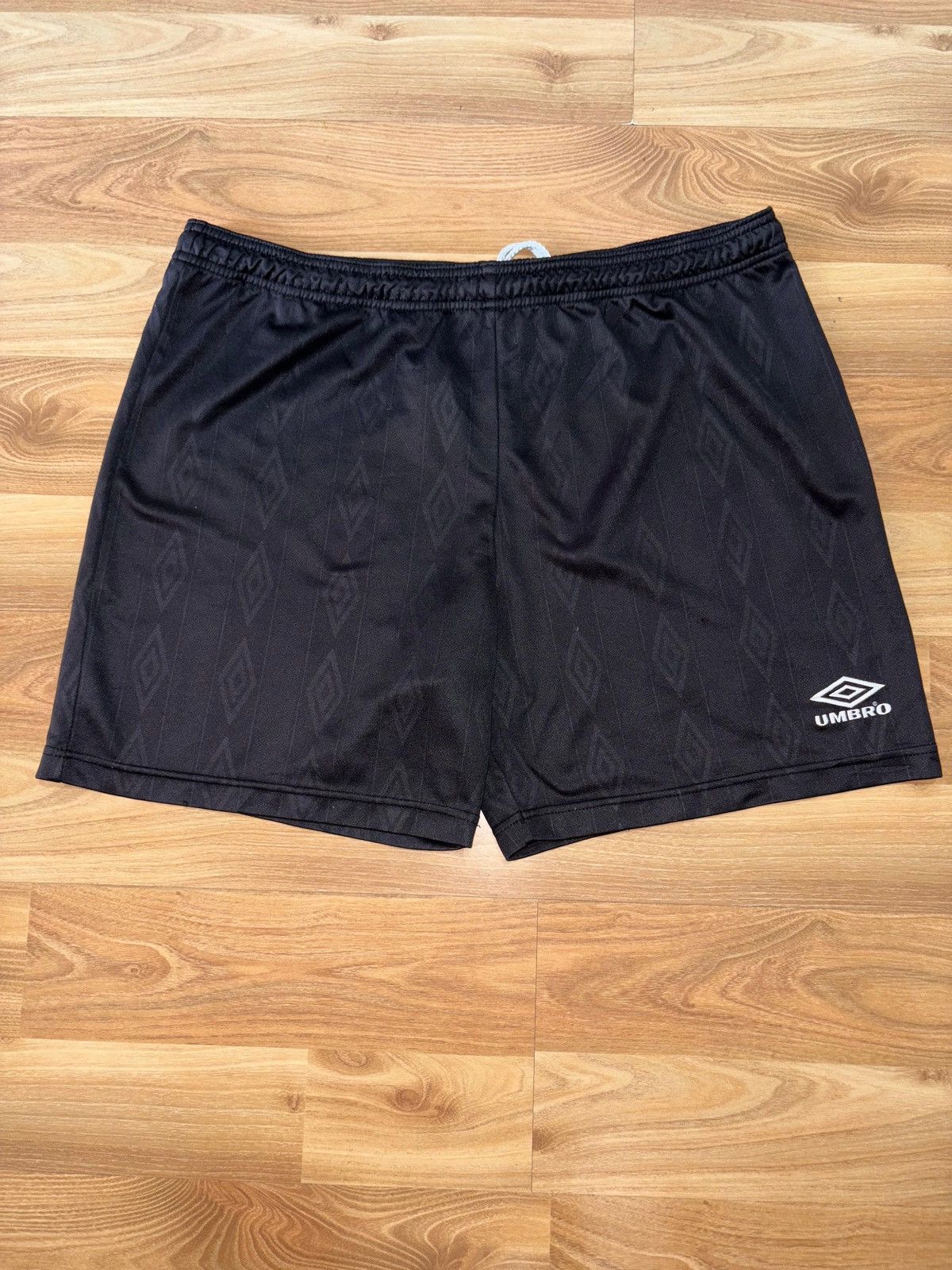 Umbro Y2K Streetwear 90’s Umbro Shorts Size US 36 / EU 52 - 1 Thumbnail