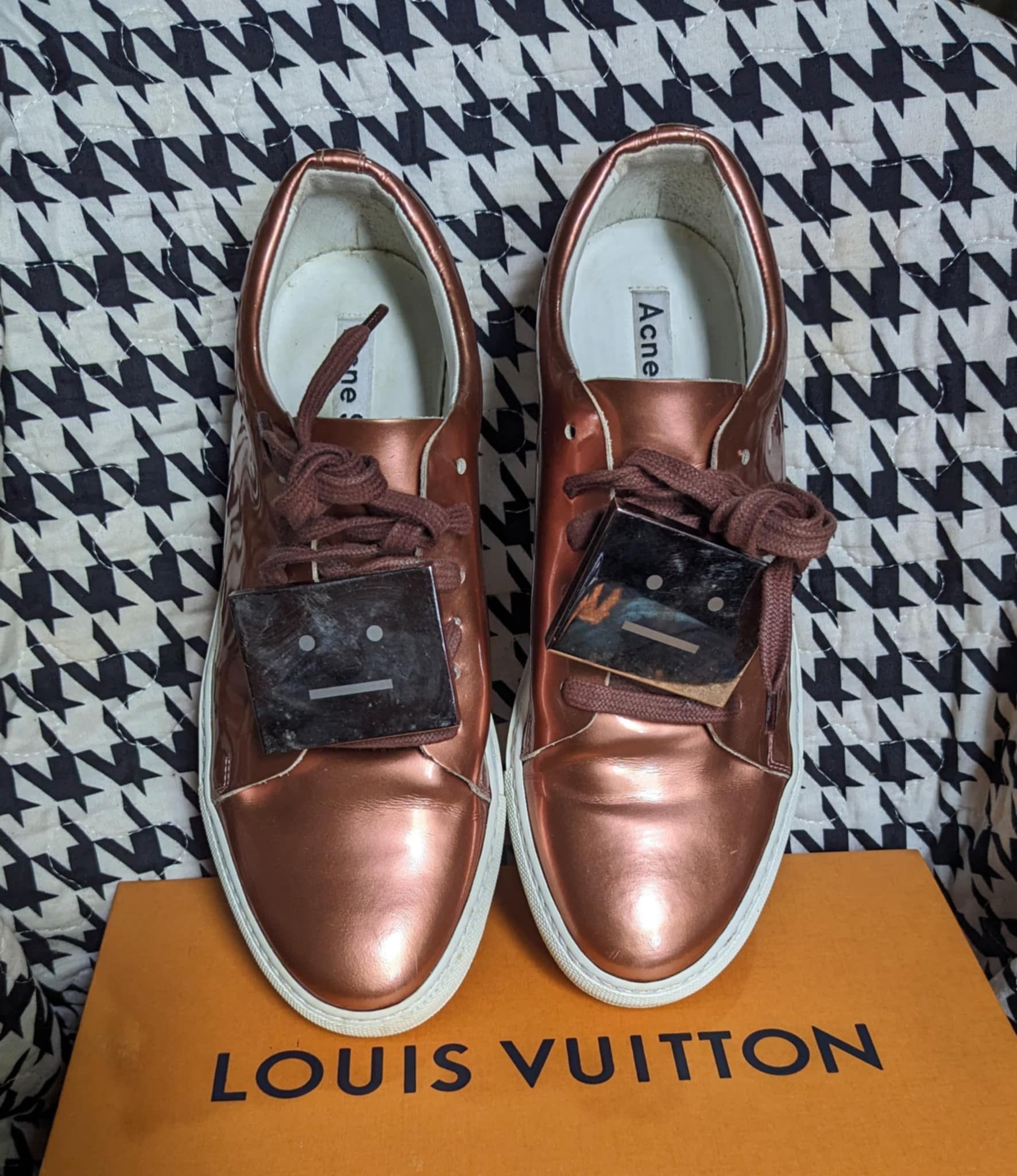 Acne Studios Acne Studios Adriana Metallic Leather Sneakers size 38 Size US 7 / IT 37 - 3 Thumbnail