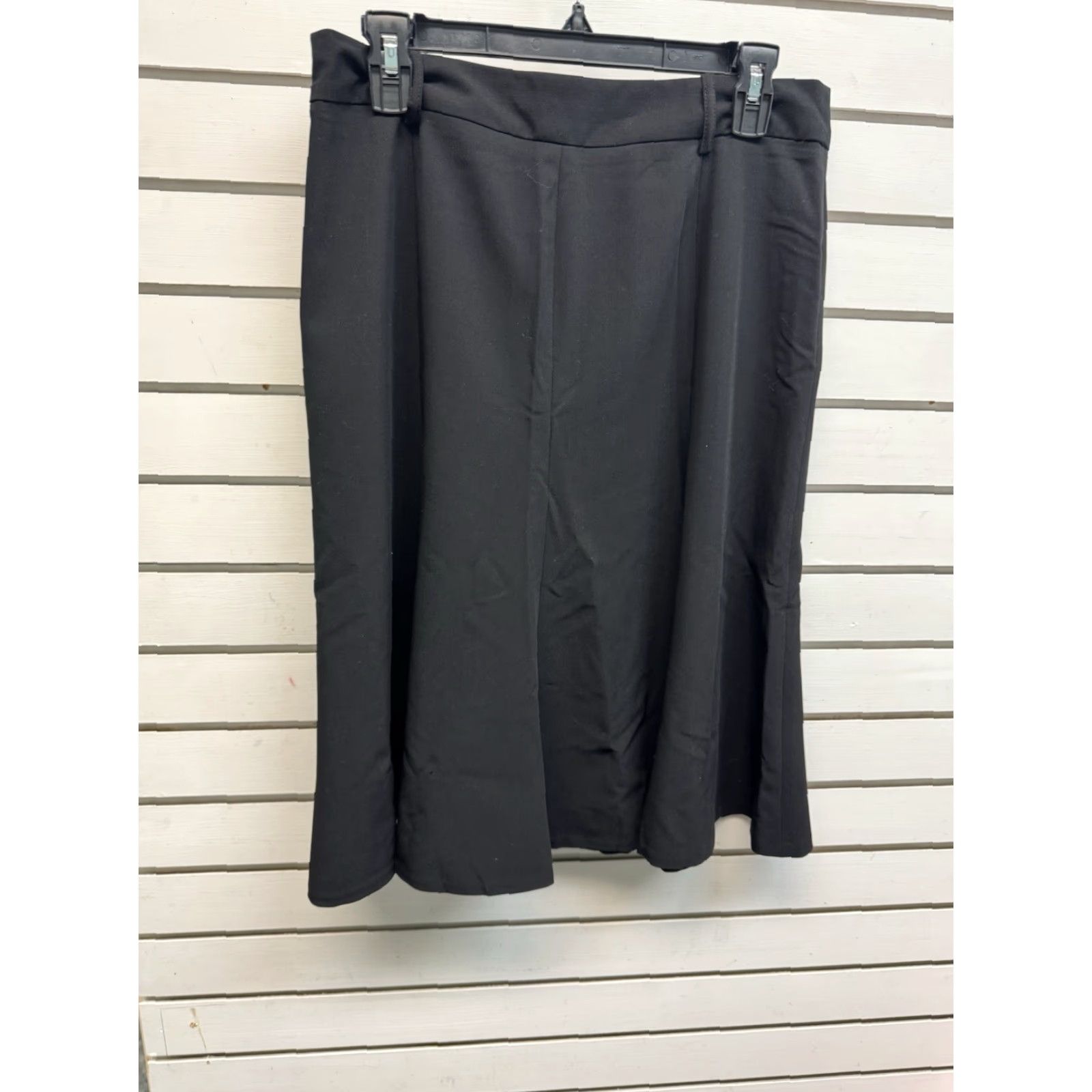 Vintage Larry Levine Skirt Midi Women 10 Black Office Stretch A-Line 90s Y2K Minimalist Business Casual Formal Workwear Mens? Girls? Wait. Size 32" / US 10 / IT 46 - 3 Thumbnail