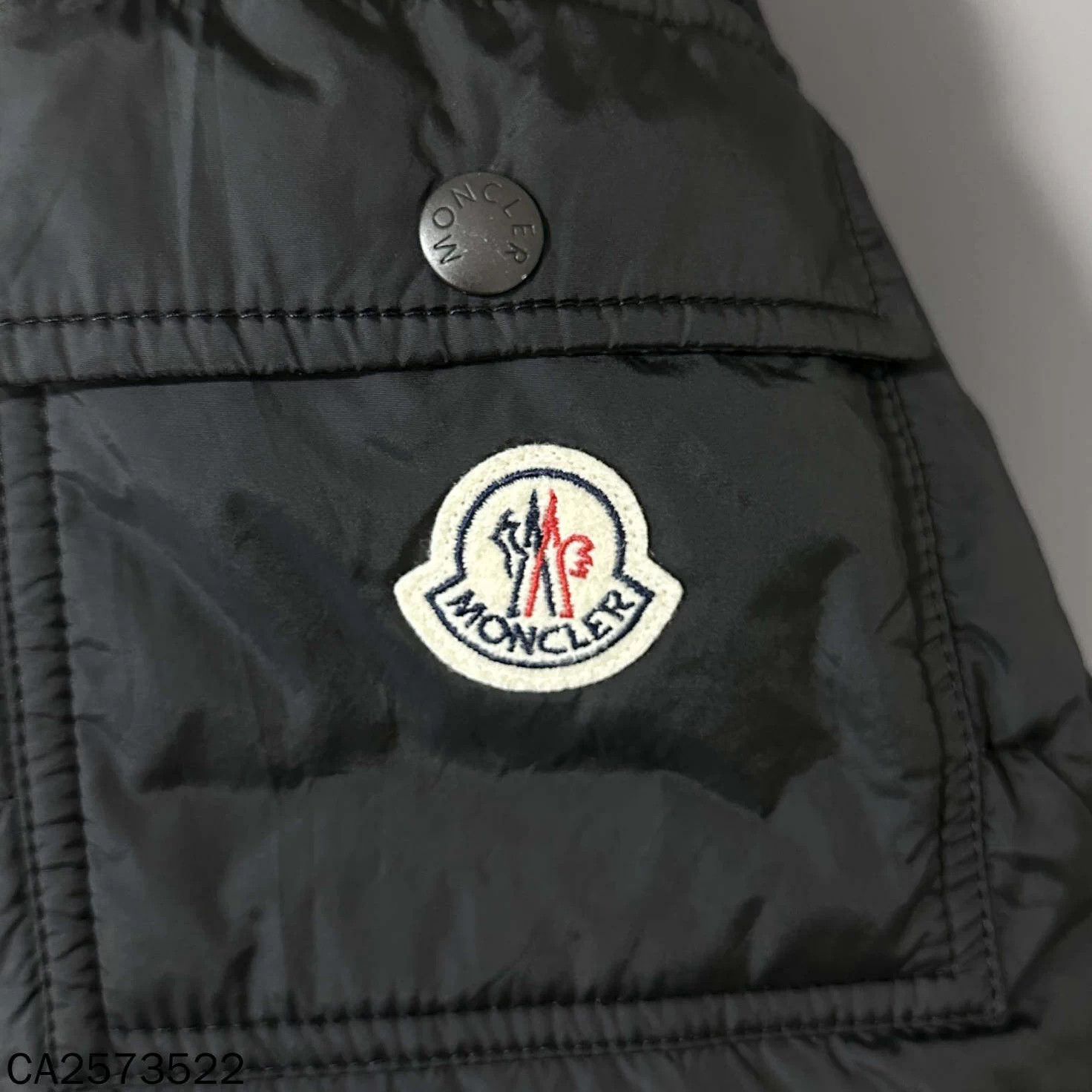 Moncler Moncler Armband Pocket Zip Down Jacket Size 5 Size XXL / US 16-18 / IT 52-54 - 5 Thumbnail