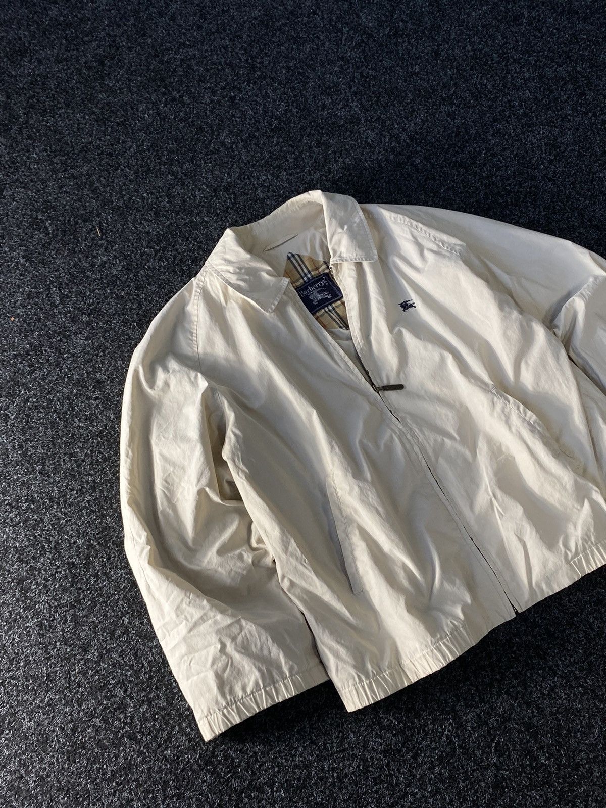 Burberry × Vintage ❗️Burberrys 90s vintage bomber jacket monogram beige L-XL Size US L / EU 52-54 / 3 - 2 Thumbnail