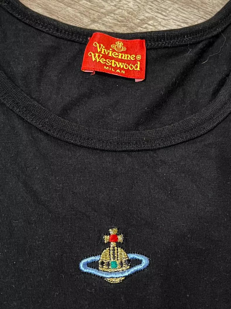 Vivienne Westwood vivienne westwood Short sleeve embroidered Saturn red labe Size S / US 4 / IT 40 - 2 Thumbnail