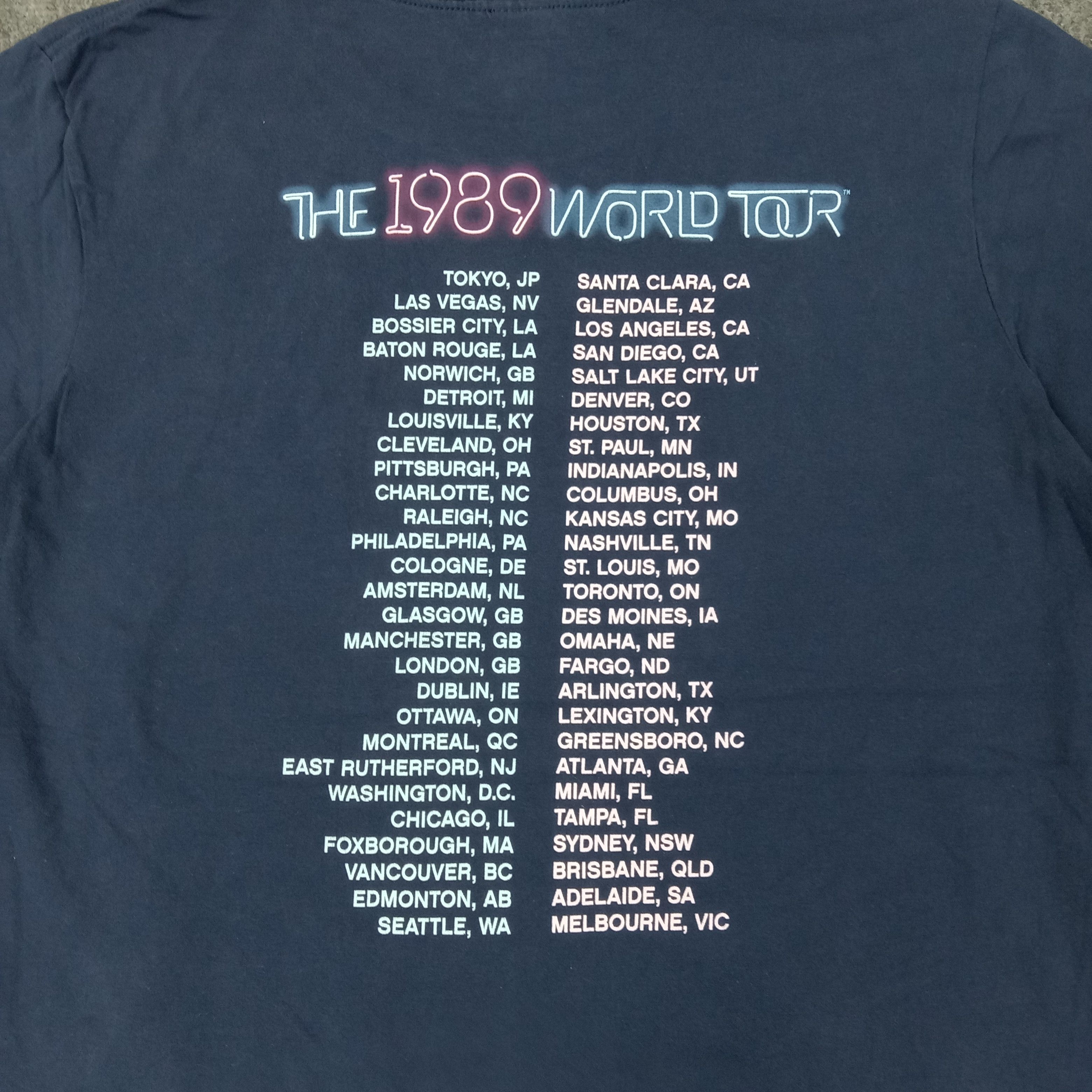 Band Tees Taylor Swift American Singer Songwriter Tshirt C223N48 Size US L / EU 52-54 / 3 - 6 Thumbnail