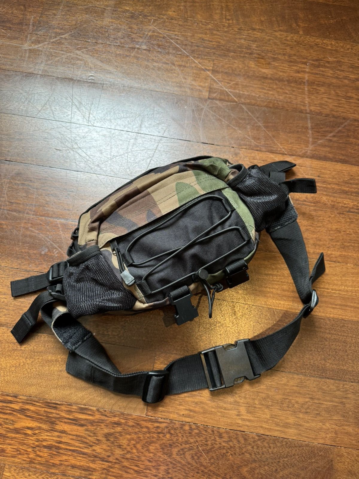 Japanese Brand SOIL CAMOUFLAGE PATTERN WAIST BAG Size ONE SIZE - 2 Thumbnail