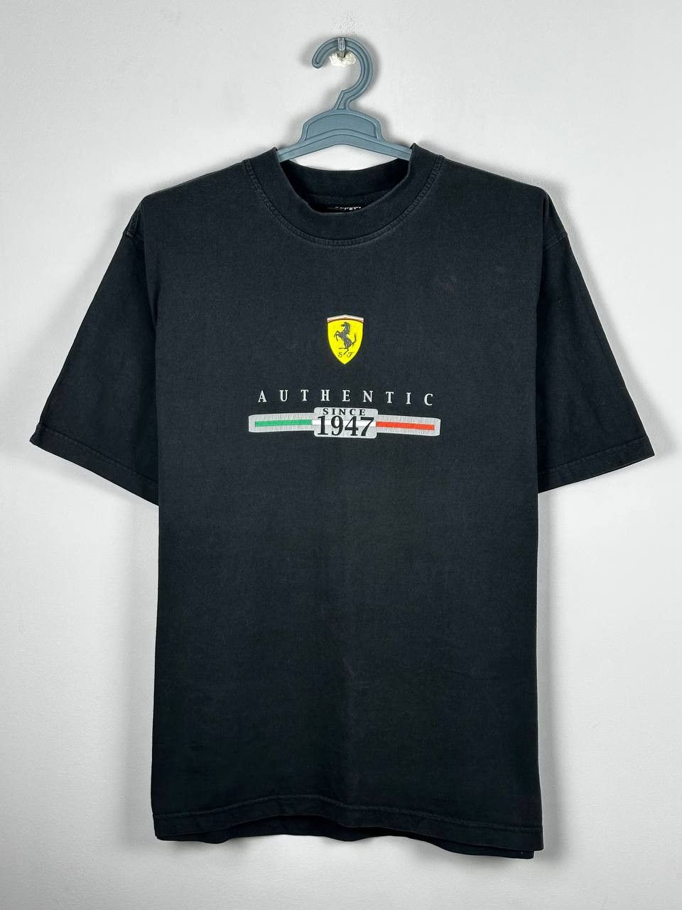 Ferrari Vintage 90s Formula 1 Ferrari T-shirt Size US L / EU 52-54 / 3 - 1 Thumbnail