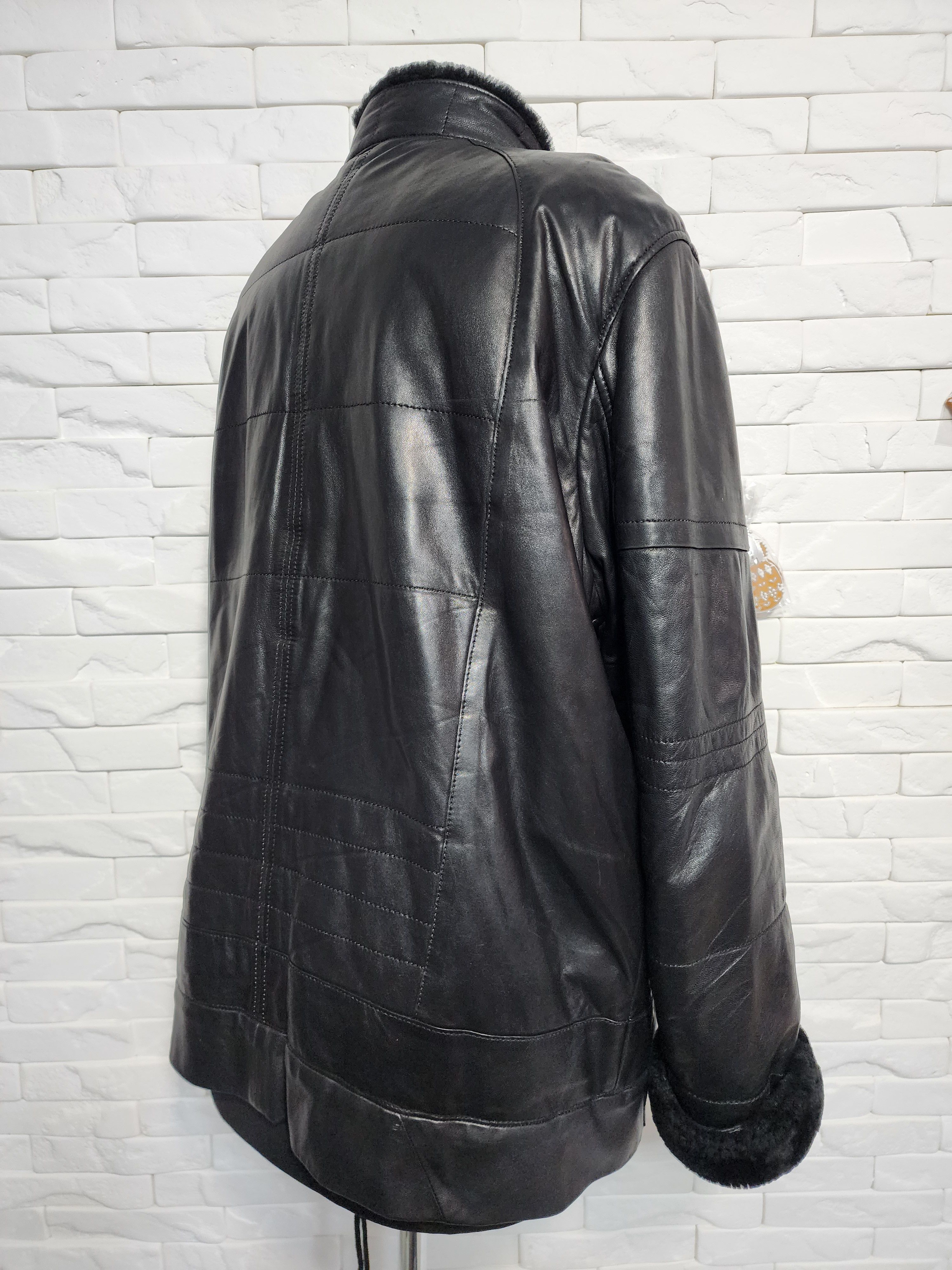 Furla Men's Black Sheepskin Coat: Warm Leather Jacket Size US L / EU 52-54 / 3 - 5 Thumbnail