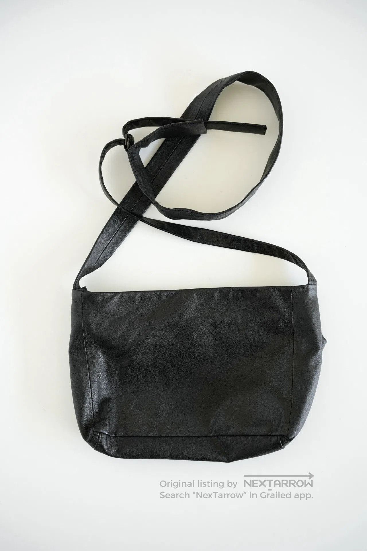Yohji Yamamoto Yohji Yamamoto Black Puffed Box Bag. Size ONE SIZE - 2 Thumbnail