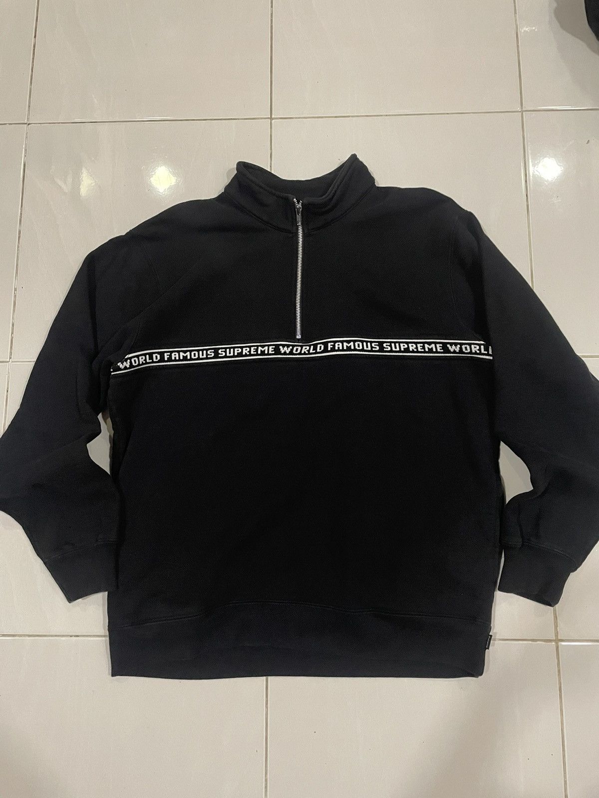 Supreme SUPREME WORLD TOUR HALFZIPPER Size US M / EU 48-50 / 2 - 1 Thumbnail