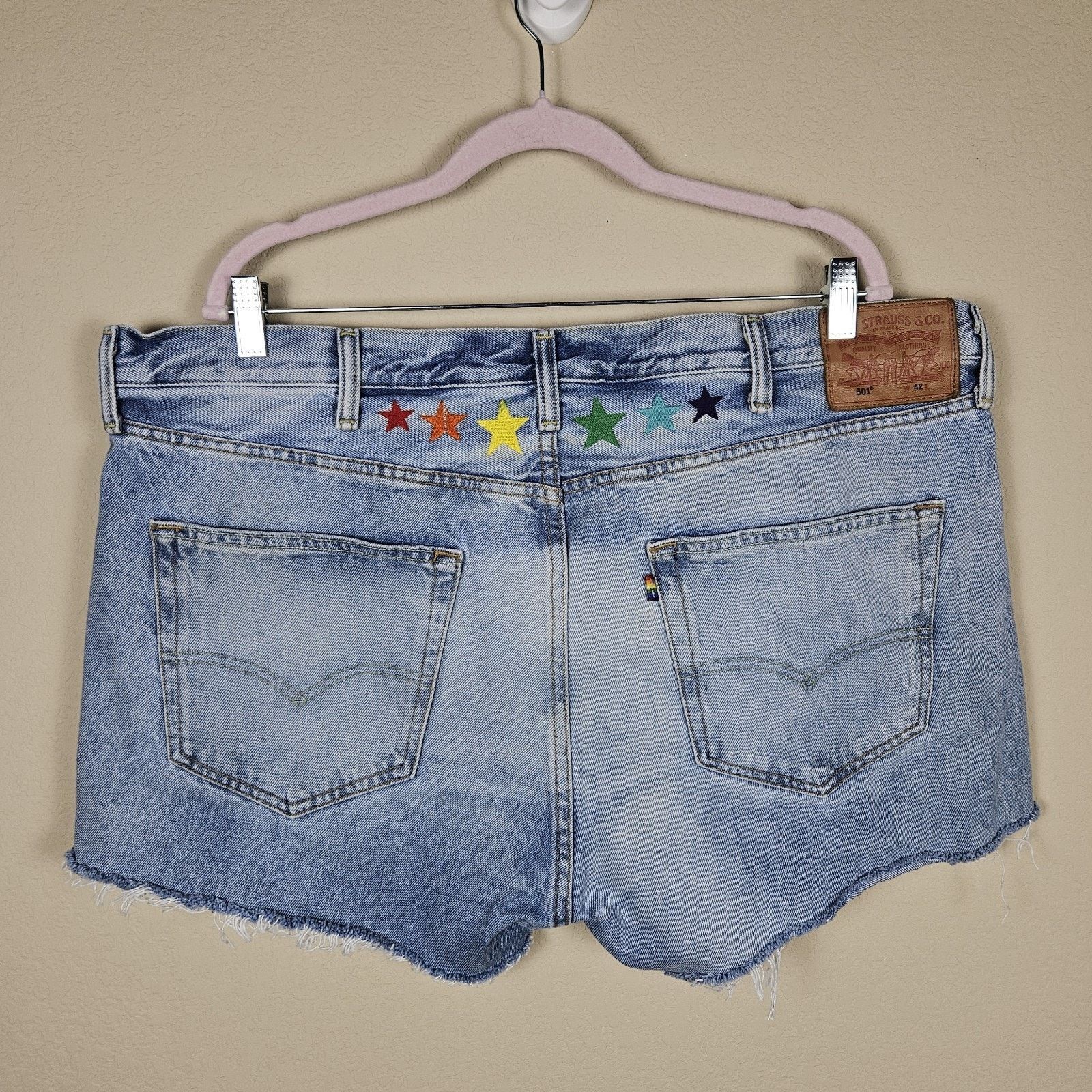 Levi's Levis 501 Pride Jean Cutoff Shorts Denim Size 42" / US 20 - 20 Thumbnail