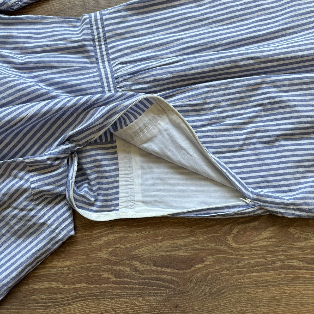 Burberry Burberry Women V Tie Neck Blue White Striped Cotton Dress Size S / US 4 / IT 40 - 5 Thumbnail