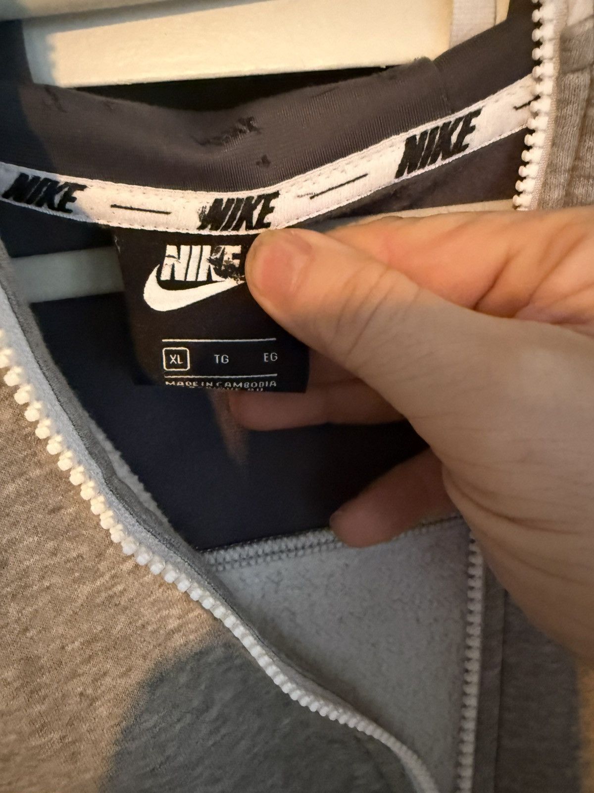 Nike Nike sleeveless hooded vest Size US XL / EU 56 / 4 - 3 Thumbnail