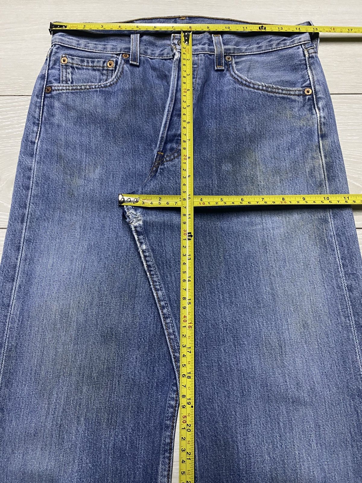 Levi's Vintage Levis 501 90s ButtonFly Grunge Distressed Jeans Size US 29 - 17 Thumbnail