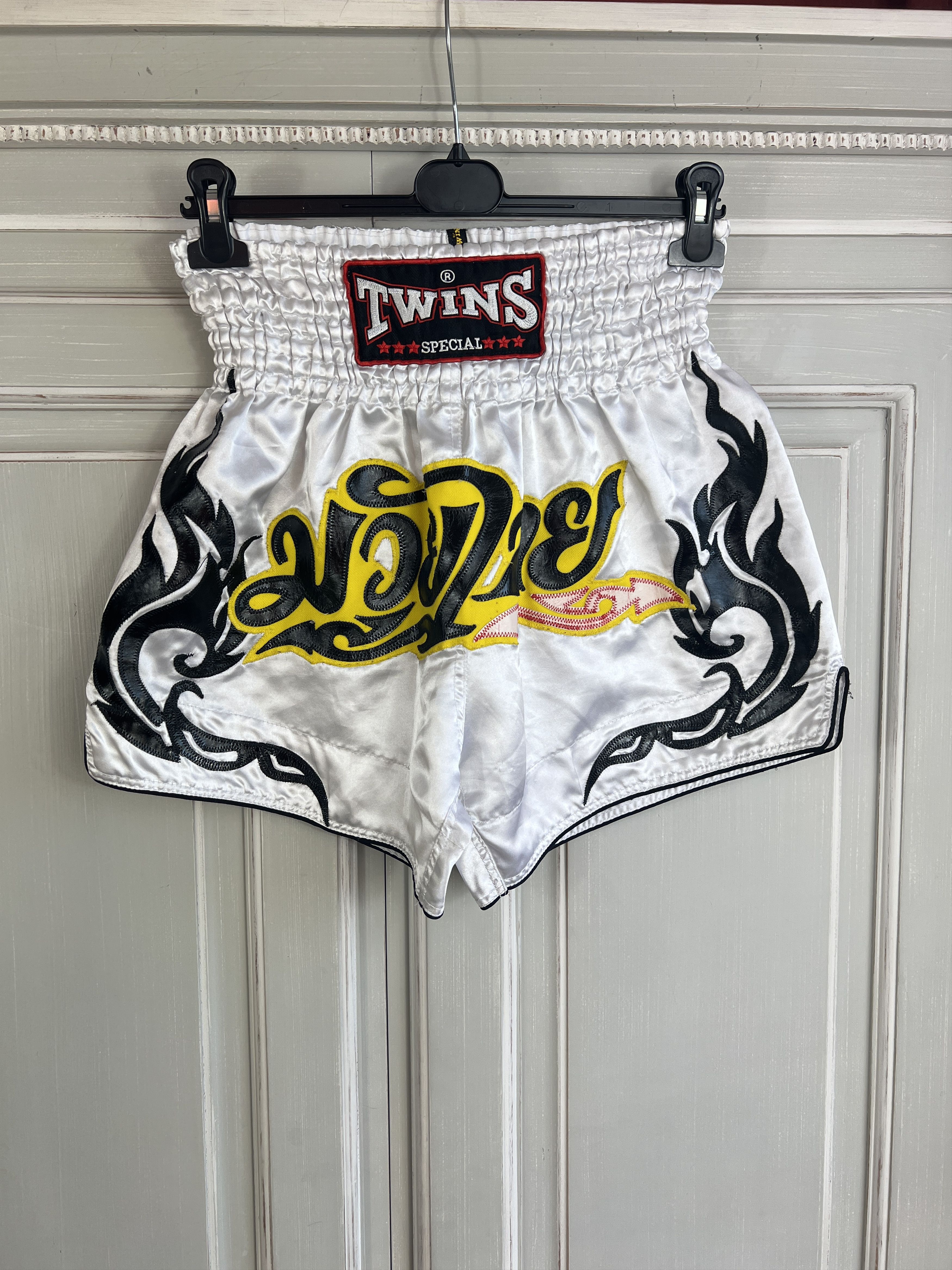 Vintage VINTAGE MUAY THAI BOXING TWINS SHORTS Size US 30 / EU 46 - 3 Thumbnail