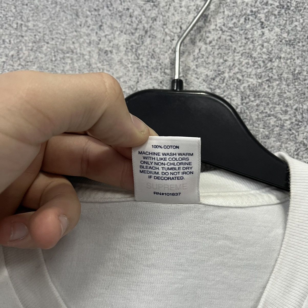 Supreme Supreme T-Shirt big logo white tshirt Size US M / EU 48-50 / 2 - 13 Thumbnail