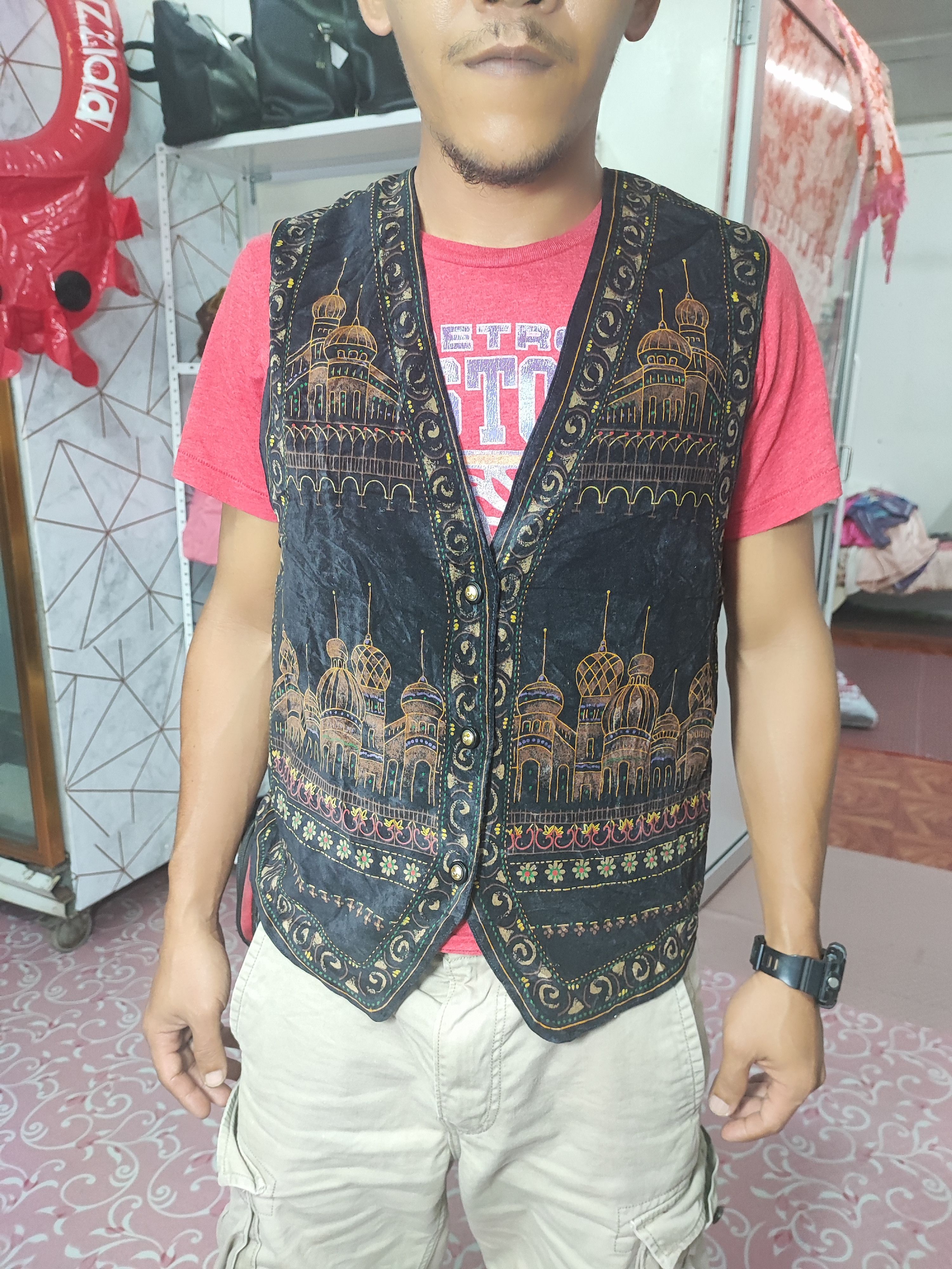 Japanese Brand Rolens Velvet Vest Silk Building Print Rare Design Size US M / EU 48-50 / 2 - 6 Thumbnail