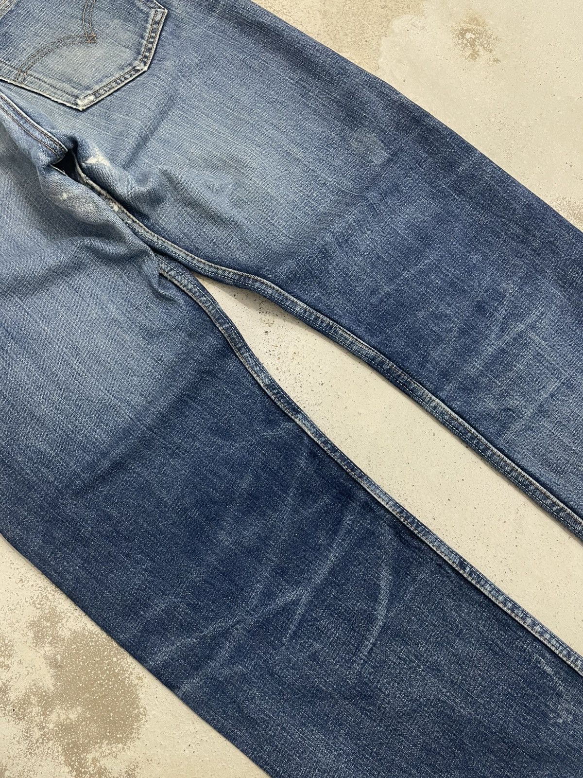 Levi's Vintage Levis 501xx Button Fly Distressed Repaired Size US 29 - 12 Thumbnail