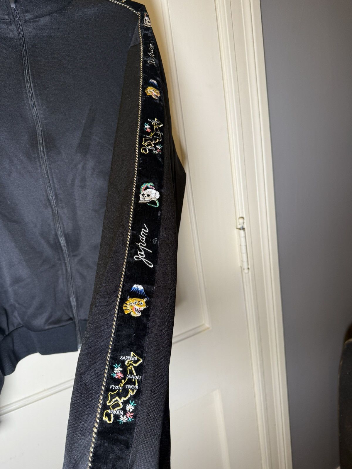 Kapital KAPITAL Embroidered Velvet-Trimmed Jersey Track Jacket Size US XL / EU 56 / 4 - 3 Thumbnail