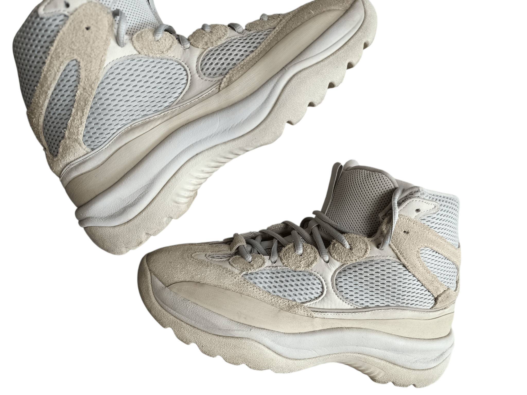 Yeezy Yeezy 500 Desert Boots Salt Size US 11 / EU 44 - 7 Thumbnail
