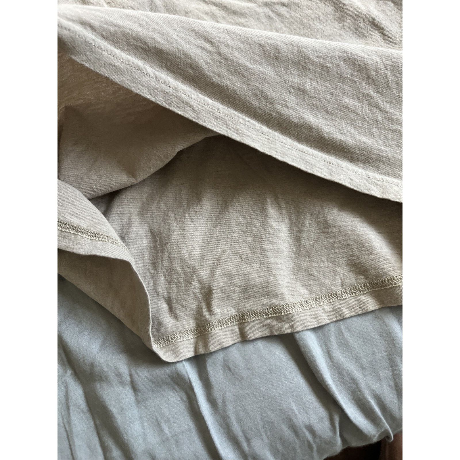 Balmain Balmain Mens Vtg Distressed T Shirt Size L Cream 100% Cotton Size US L / EU 52-54 / 3 - 5 Thumbnail