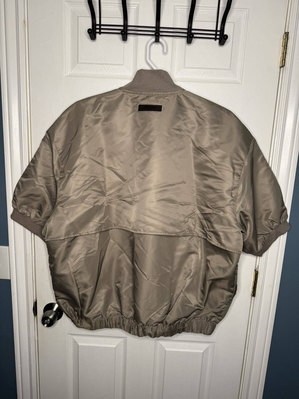 Fear of God Fear of God ESSENTIALS Nylon 1/4 Zip Size US XL / EU 56 / 4 - 11 Thumbnail