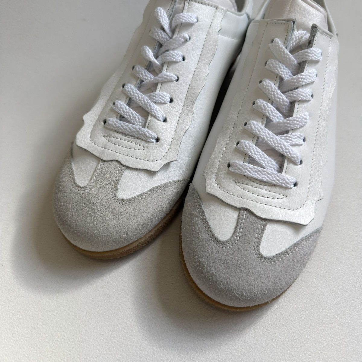 Maison Margiela Sample White Leather ‘Featherlight’ Sneakers Size US 10 / EU 43 - 6 Thumbnail