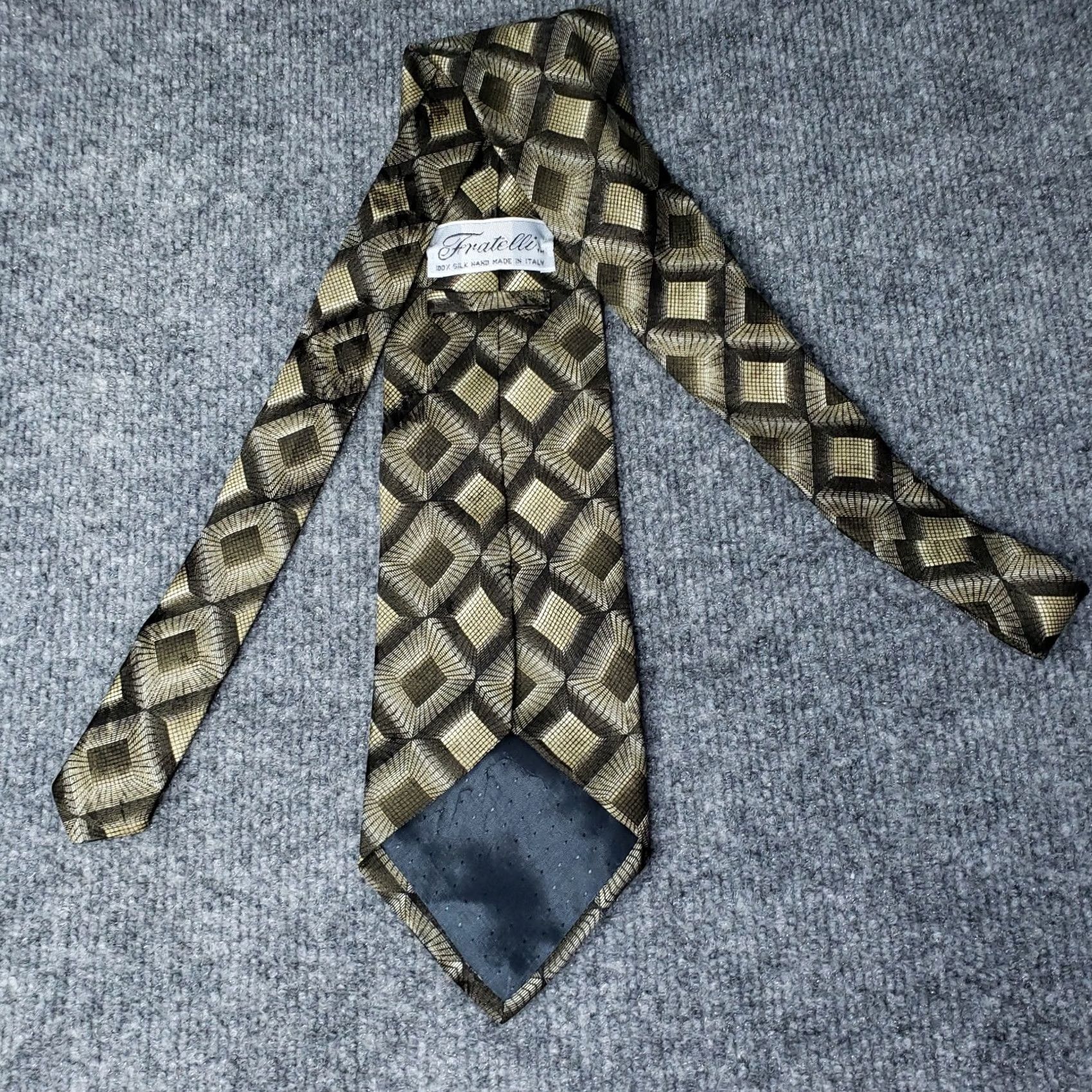 Vintage Fratelli Neck Tie Beige Geometric Silk Handmade Designer Italy Mens Necktie Size ONE SIZE - 5 Thumbnail