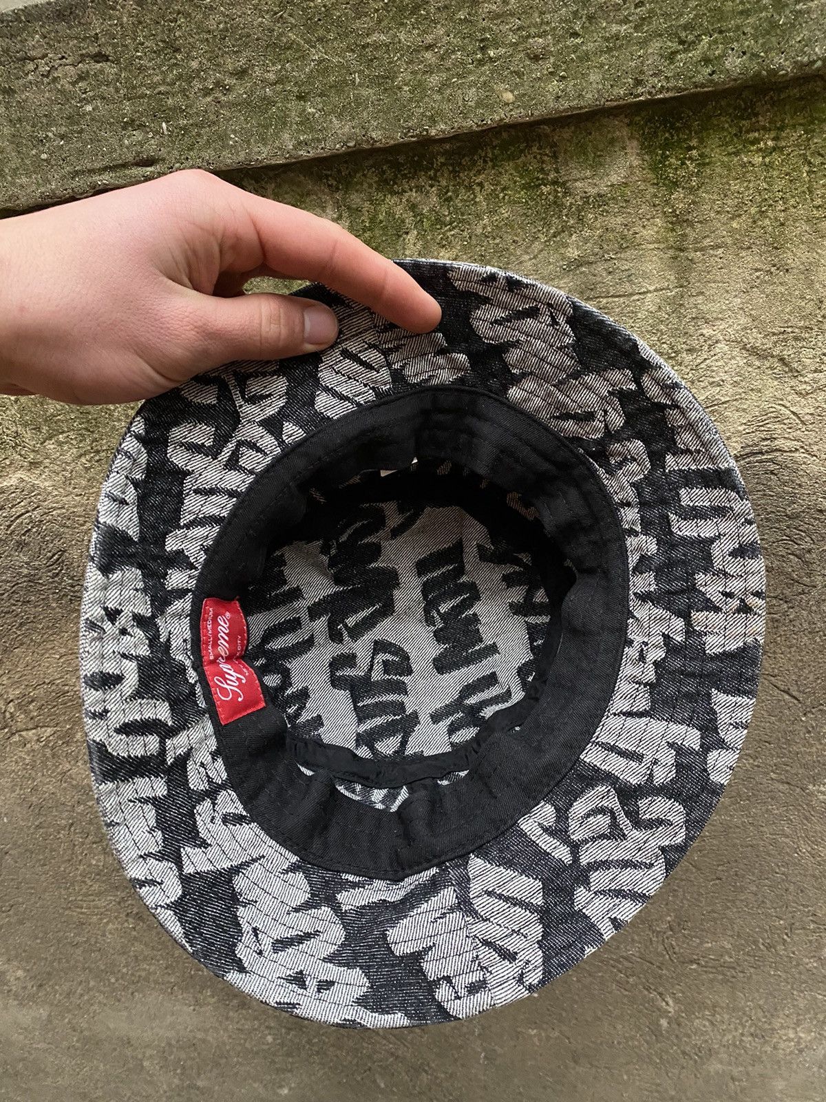 Supreme Supreme Overprinted Bucket Hat Size ONE SIZE - 5 Thumbnail