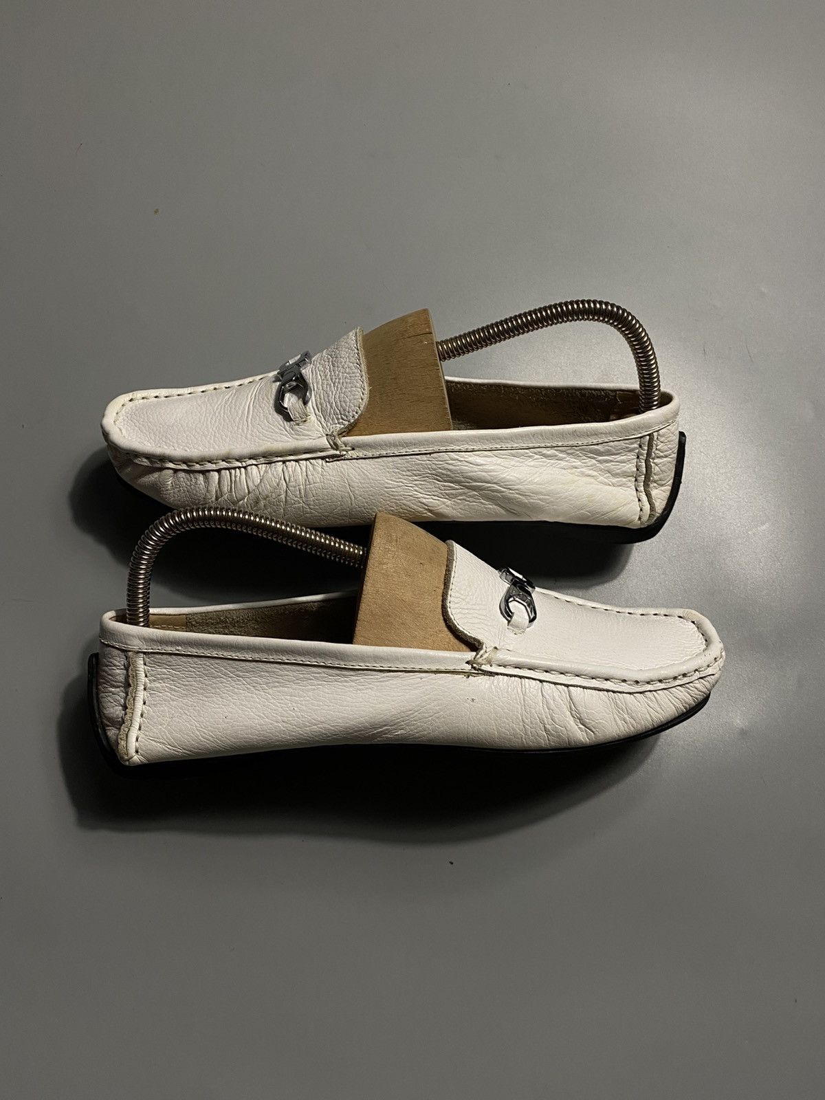 Salvatore Ferragamo Salvatore Ferragamo white leather loafers shoes Size US 9 / IT 39 - 3 Thumbnail